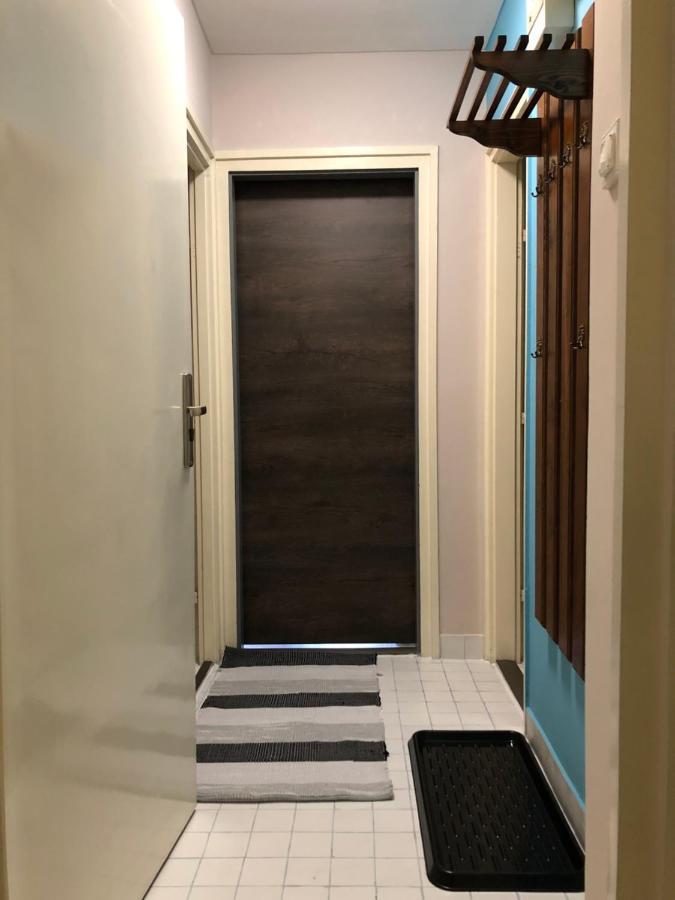 Dombóvár Happy Bunnies Apartman I - Gunarasfurdo מראה חיצוני תמונה